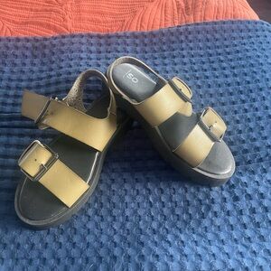 Soho Women's Sandals in Yellow and Black